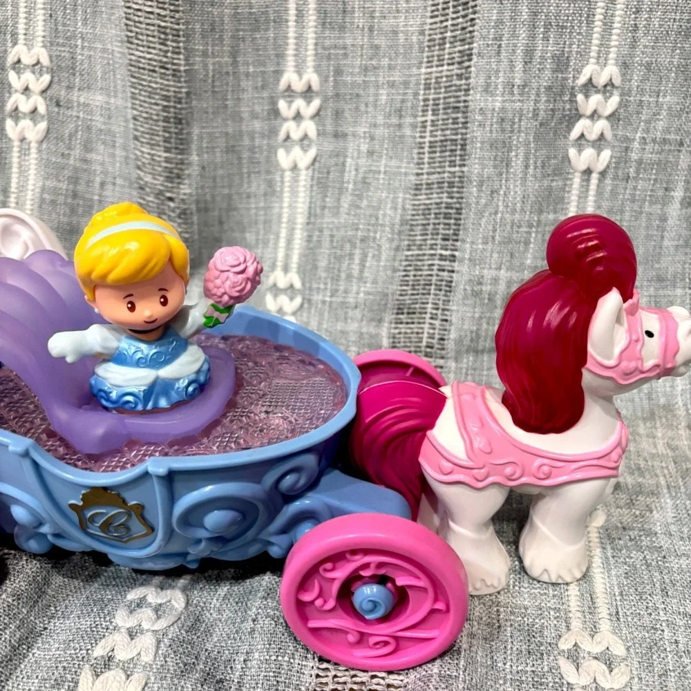 Fisher Price Little People Disney Cinderella Musical Carriage With Figure Works!